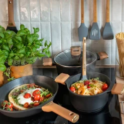 Garnek aluminiowy z pokrywą Camel