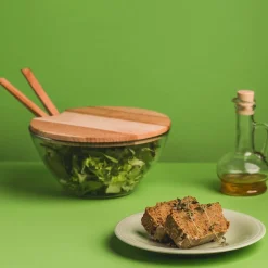 Salaterka z pokrywą i sztućcami 23 cm Natural